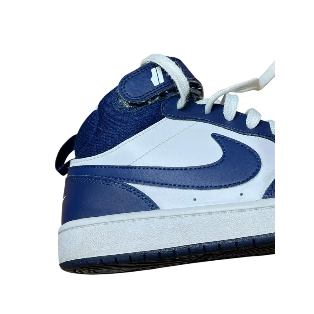 Nike Kids Dunk Mid Navy & White Sneakers Size‎ 5.5Y EU 38 Athletic Shoes